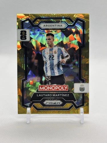 Lautaro Martinez 2026 Panini Prizm Gold Cracked Ice #2