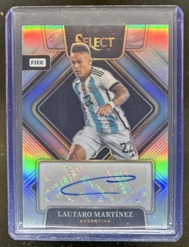 Lautaro Martinez 2022 Panini Prizm World Cup