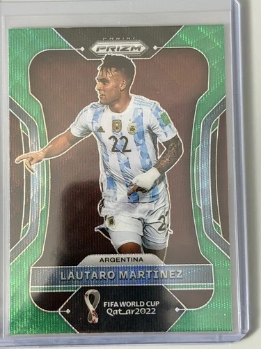 Lautaro Martinez 2022 Panini Prizm World Cup Green Wave