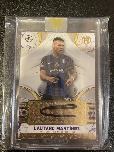 Lautaro Martinez 2024 Topps Reverence Viola /50