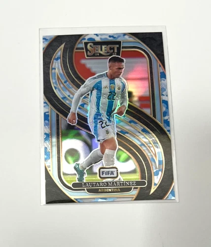 Lautaro Martinez 2024 Panini Select FIFA Prizm /30