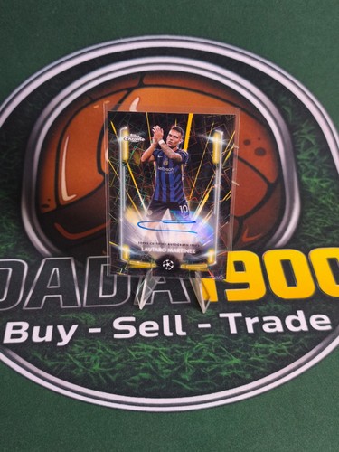 Lautaro Martínez 2024 Topps Cromo UCC Negro Láser /50
