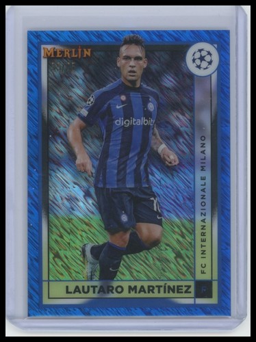 Lautaro Martínez 2022 Topps Merlin Chrome UEFA Blue Shimmer Refractor /75