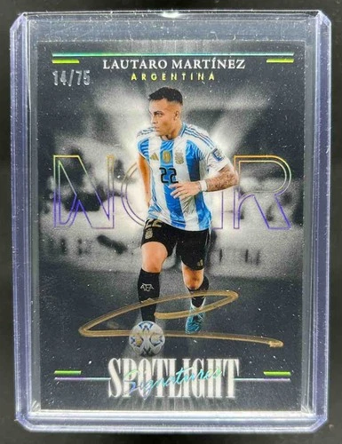 Lautaro Martínez 2024 Panini Noir /75