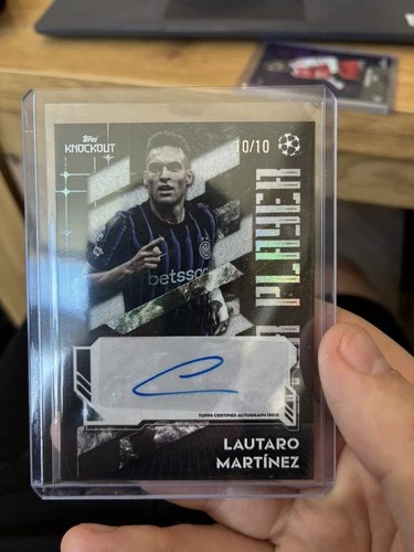 Lautaro Martínez 2025 Topps UCC Knockout Star Player Parallel /10