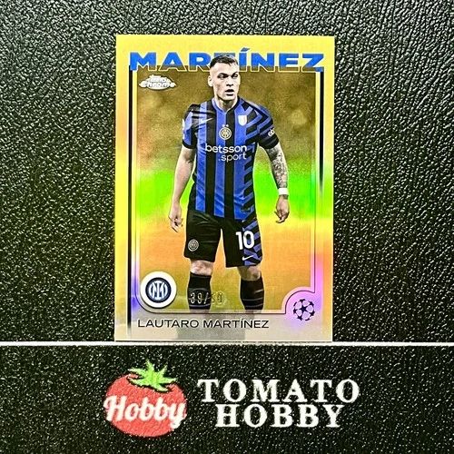 Lautaro Martínez 2024 Topps UEFA 2024-25 Gold Refractor /50