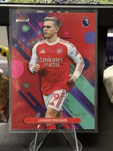 Leandro Trossard 2026 Topps Finest Rojo Ref /10