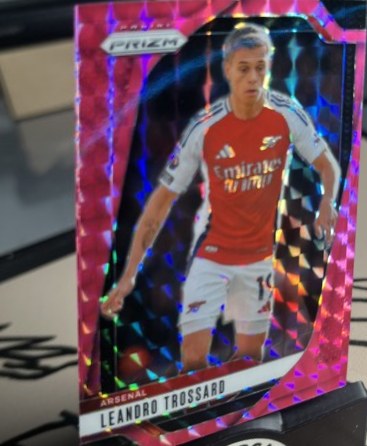 Leandro Trossard 2024 Panini Prizm Premier League