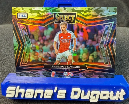 Leandro Trossard 2024 Panini Select FIFA Camo /135