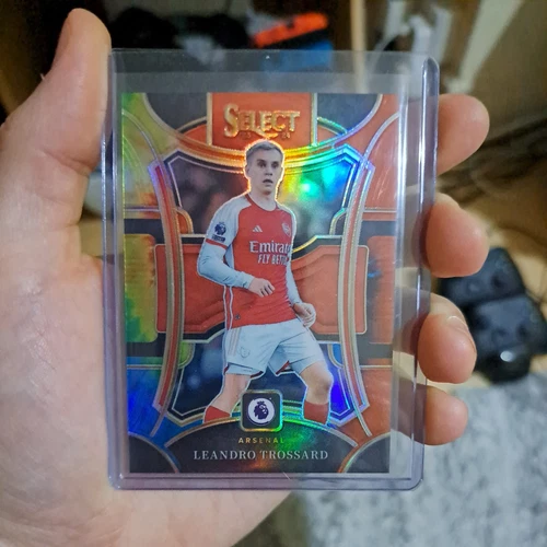 Leandro Trossard 2023 Panini Select Tie-Dye Prizm /49