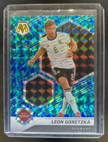 Leon Goretzka 2021 Panini Mosaic Peacock