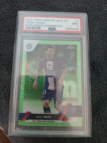 Lionel Messi 2022 Topps Chrome Neon Green