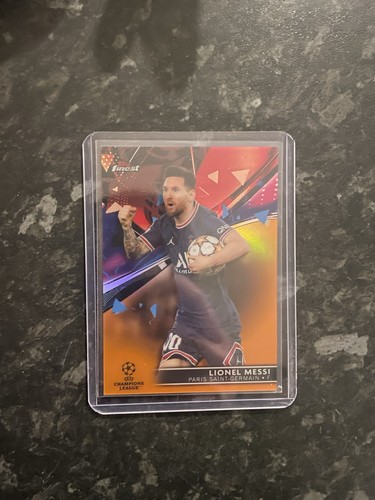 Lionel Messi 2022 Topps Finest /25
