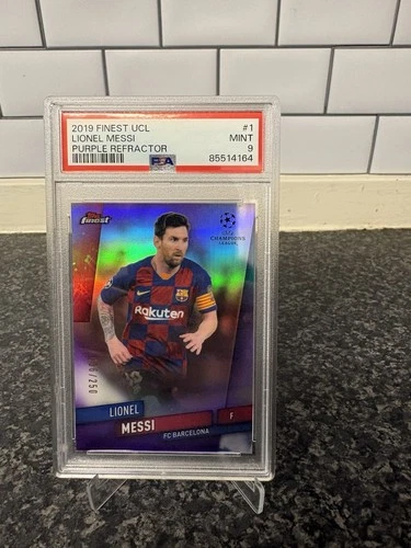 Lionel Messi 2019 Topps Finest Purple Refractor /250