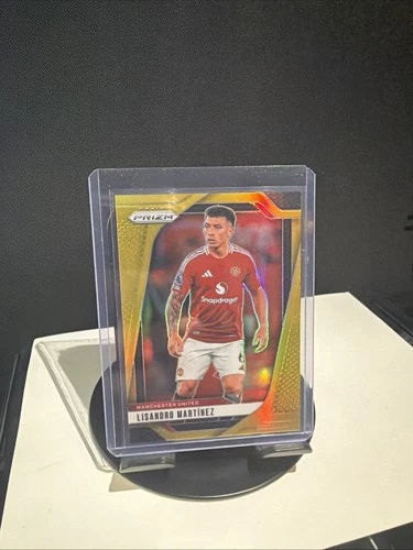 Lisandro Martinez 2024 Panini Prizm Premier League Gold Prizm /10