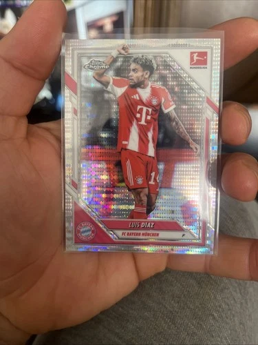 Luis Diaz 2025 Topps Chrome Bundesliga Pulsar Refractor