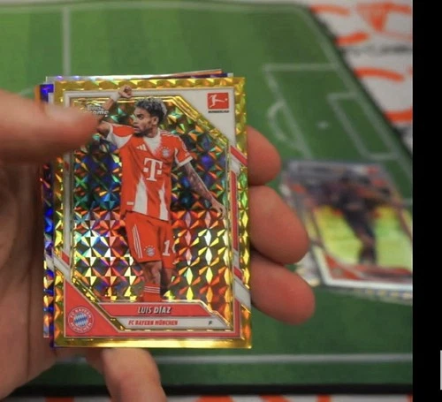 Luis Diaz 2025 Topps Chrome Gold /50