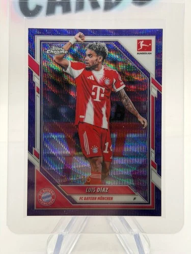 Luis Diaz 2025 Topps Chrome Purple Wave /75