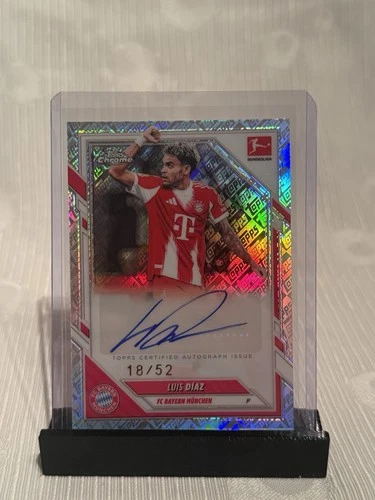 Luis Diaz 2025 Topps Chrome Toppsfractor 18/52
