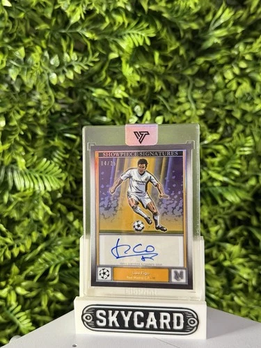 Luis Figo 2024 Topps Museum /25