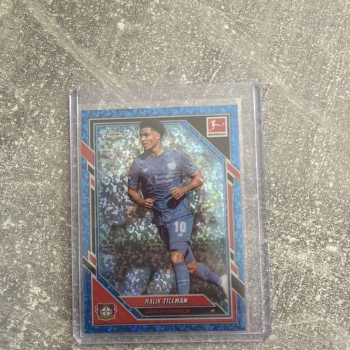 Malik Tillman 2025 Topps Cromo Bundesliga 25/26 Diamante Azul /150