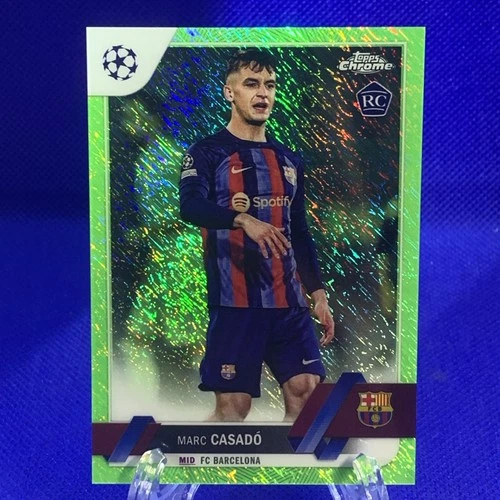 Marc Casado 2022 Topps Chrome UEFA Neon Green Shimmer Refractor /399