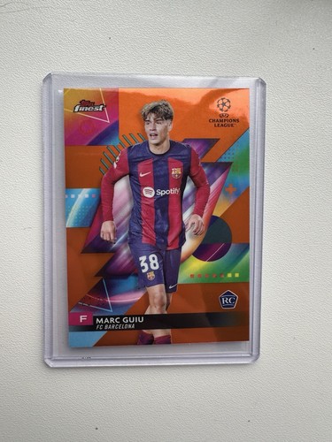 Marc Guiu 2023 Topps Finest Naranja /25