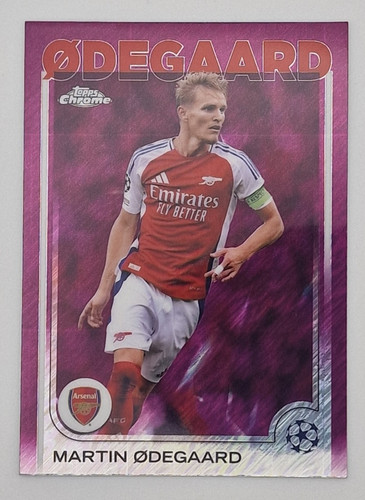Martin Odegaard 2024 Topps Chrome UCC Magenta Shimmer