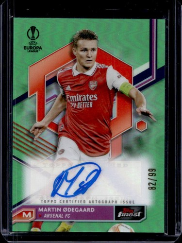 Martin Odegaard 2022 Topps Finest Neon Green Refractor /99