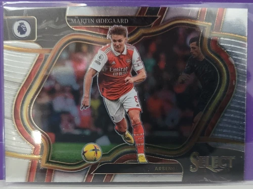 Martin Odegaard 2022 Panini Select Field Level Prizm