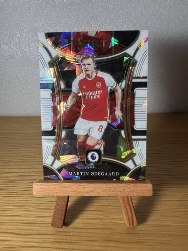 Martin Odegaard 2023 Panini Select White Ice /85