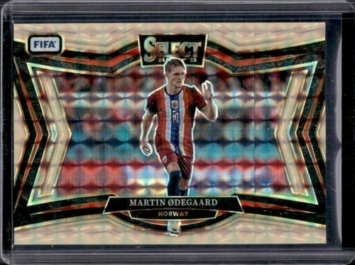 Martin Odegaard 2024 Panini Seleziona FIFA Field Arancione Fluorescente /125