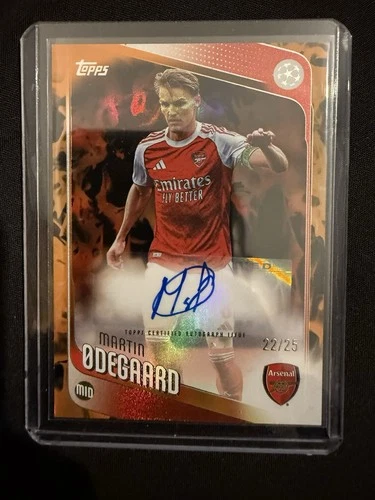 Martin Odegaard 2025 Topps UCC Orange Inferno /25