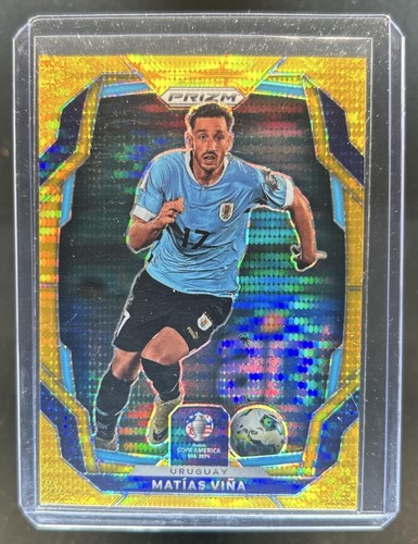 Matias Vina 2024 Panini Prizm Copa America Gold Pulsar /10