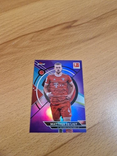 Matthijs de Ligt 2022 Topps Bundesliga Finest Purple /250