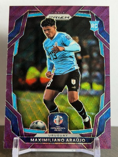 Maximiliano Araujo 2024 Panini Prizm Copa America Purple Wave /99