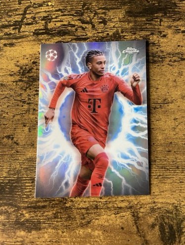 Michael Olise 2024 Topps Chrome Shockwave