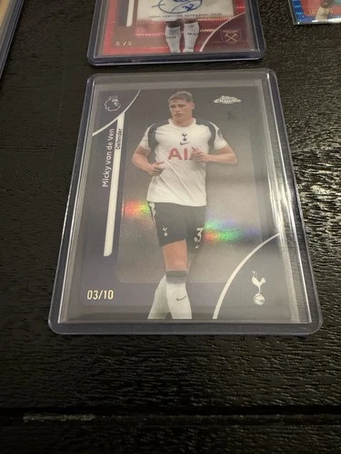 Micky van de Ven 2025 Topps Chrome Black /10
