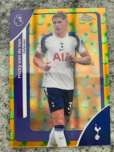 Micky van de Ven 2026 Topps Chrome Pineapple Refractor