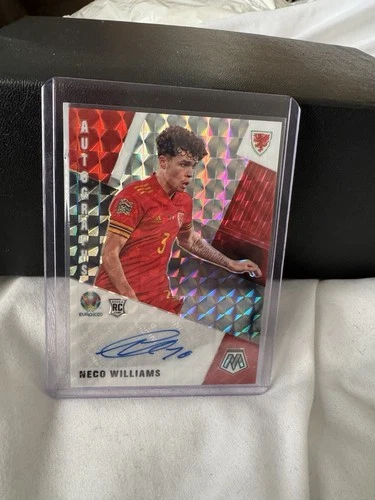 Neco Williams 2021 Panini Mosaic UEFA Euro 2020 Silver Prizm