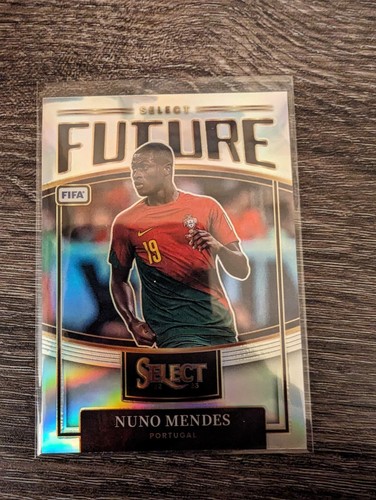 Nuno Mendes 2022 Panini Select Silver Prizm