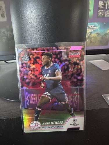 Nuno Mendes 2021 Panini Stadium Club Chrome Pink Refractor /25