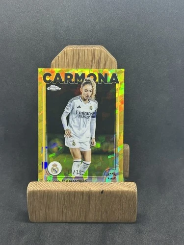 Olga Carmona 2024 Topps Chrome Sapphire Yellow /75