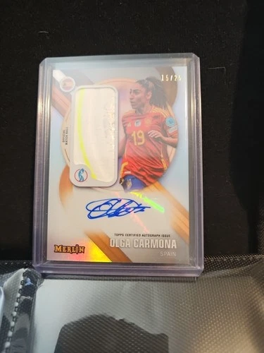 Olga Carmona 2025 Topps Merlin Chrome /25