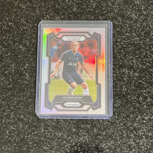 Oliver Skipp 2023 Panini Premier League Prizm Silver
