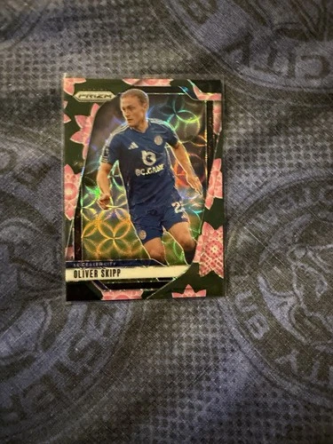 Oliver Skipp 2024 Panini Prizm Lotus Flower Prizm /18