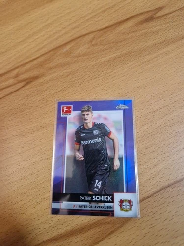 Patrik Schick 2020 Topps Chrome Violet /299