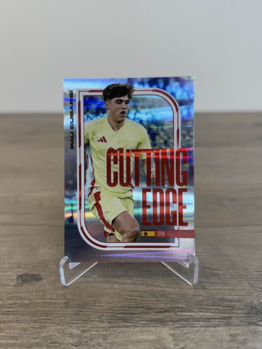 Pau Cubarsi 2025 Futera Fans Selection Red /4