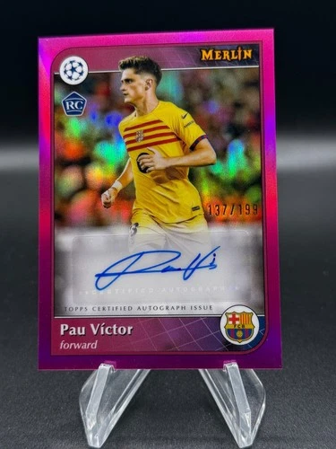 Pau Victor 2024 Topps Merlin UEFA Rosa Rifrattore /199