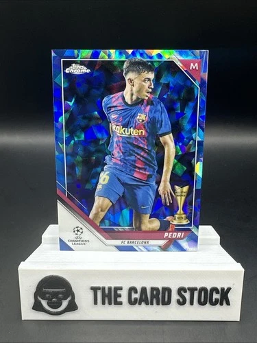 Pedri 2021 Topps Chrome Champions League Sapphire